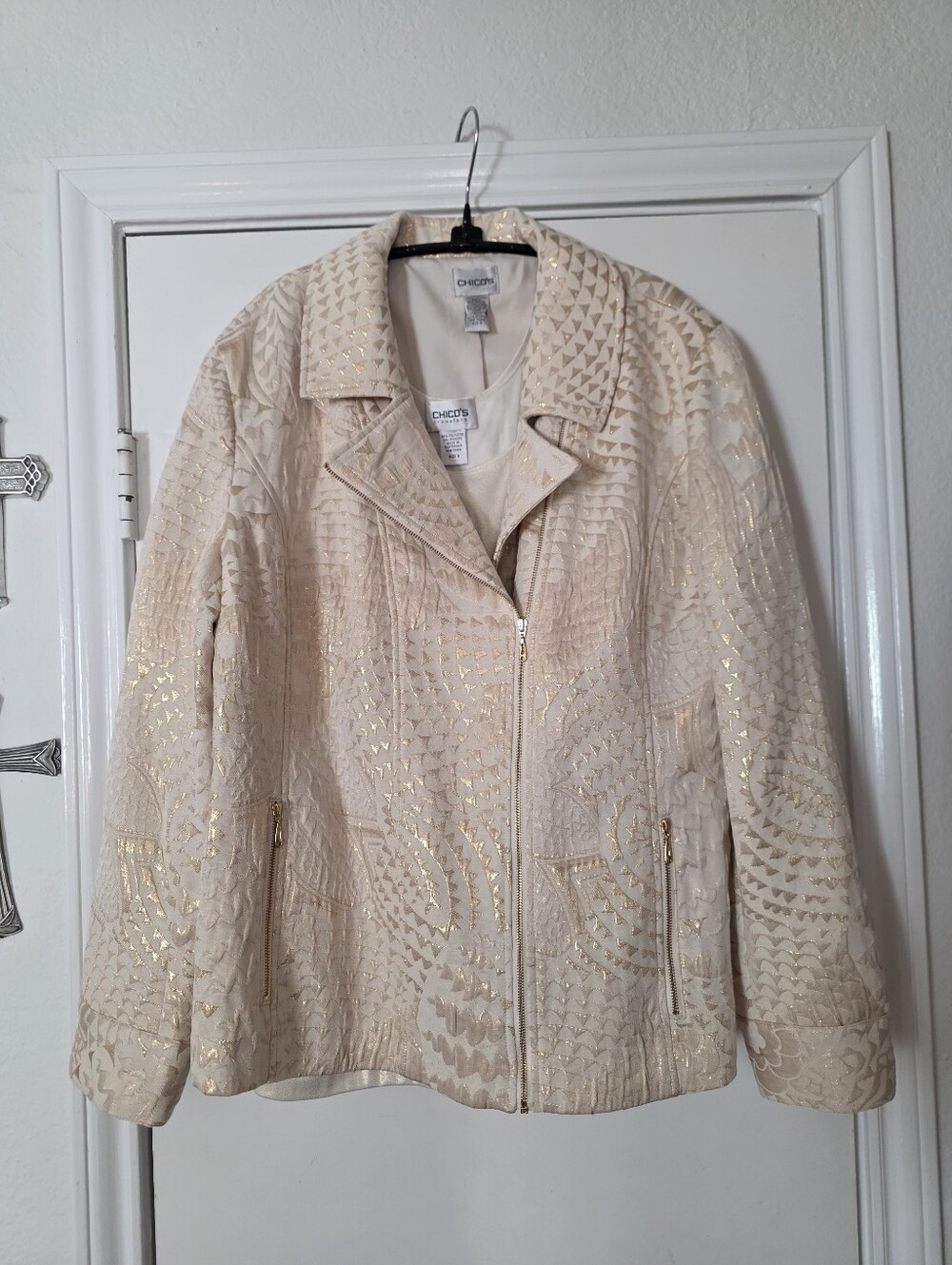 Chico's Women's Cream Embossed Moto Jacket & Chico's Gold/Cream Camisole